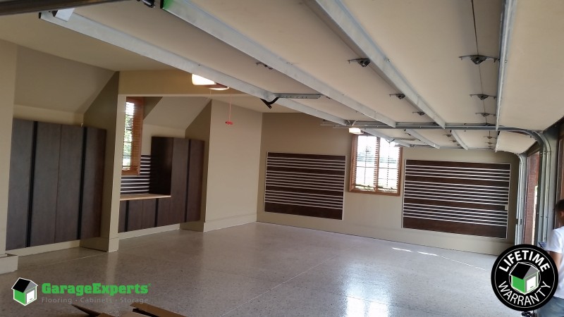 Epoxy Garage Floor Garage Cabinetts Slatwall In Overland Park