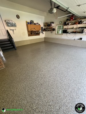 Residential Garage Epoxy Flooring in Williamsburg, Virginia
