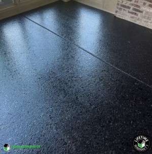 Residential Sunroom Epoxy Flooring in Chestnutridge, Mo
