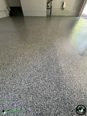 Residential Garage Epoxy Flooring in Wiliamsburg, Virginia