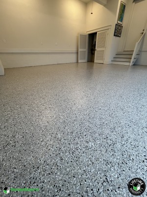 Residential Garage Epoxy Flooring in Williamsburg, Virginia