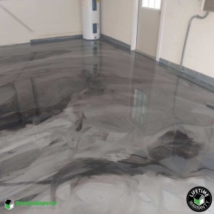 Residential Garage Epoxy Flooring in Tampa, Fl