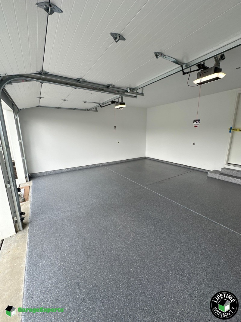 Residential Garage Epoxy Flooring in Naperville, Il