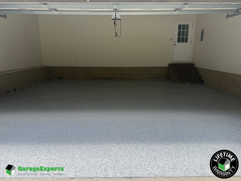 Residential Garage Epoxy Flooring in Guntersville, Al Image