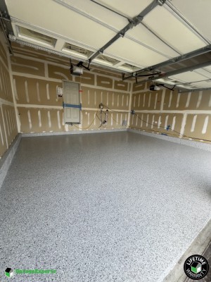 Residential Garage Epoxy Flooring in East Northport, Ny