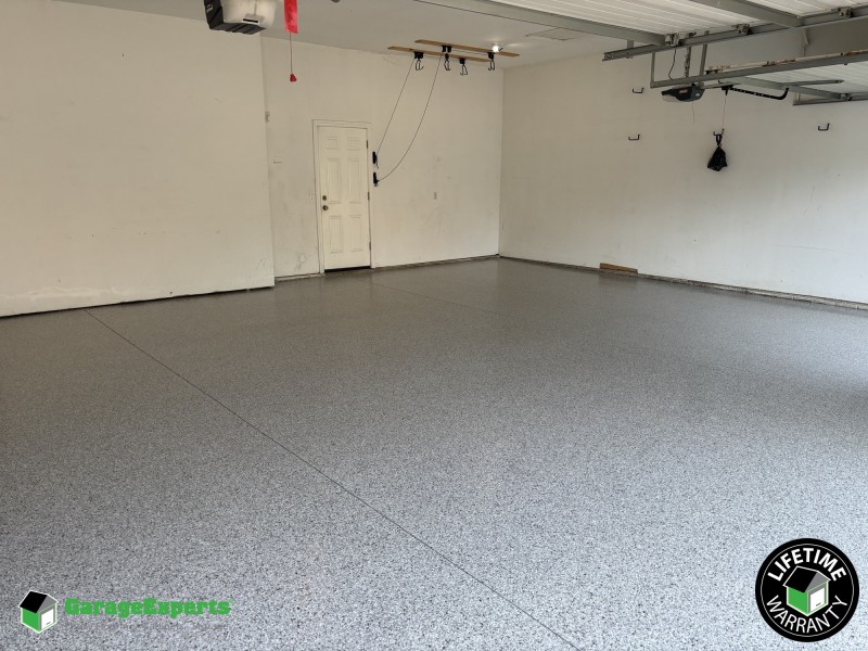 Residential Garage Epoxy Flooring in Peoria, Il