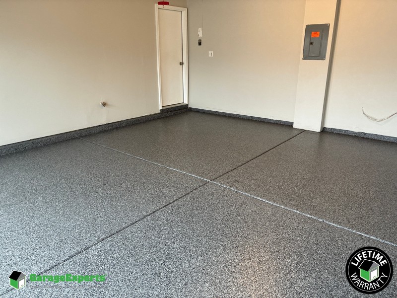 Residential Garage Epoxy Flooring in Naperville, Il Image