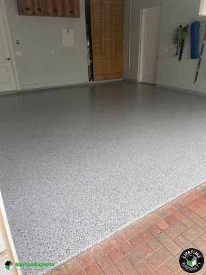 Residential Garage Epoxy Flooring in Vero Beach, Fl
