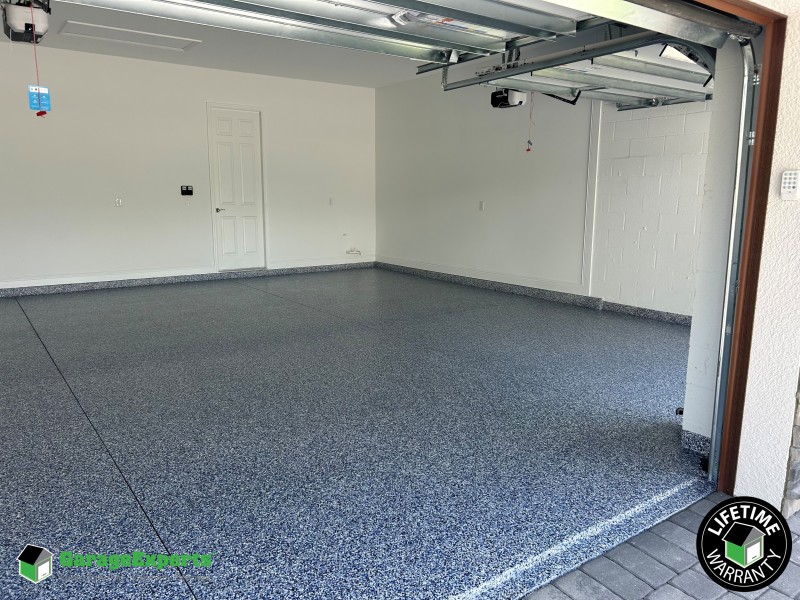 Residential Garage Epoxy Flooring in Valrico, Fl