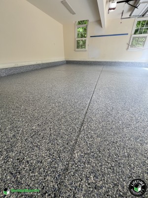 Residential Garage Epoxy Flooring in Williamsburg, Virginia