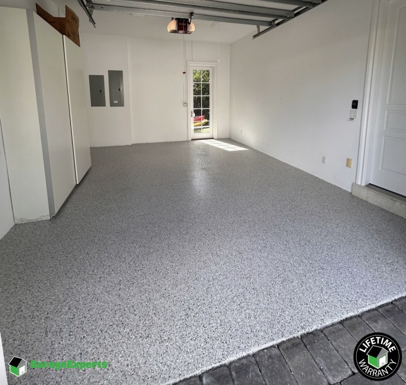 Residential Polyaspartic And Epoxy Flooring in Tequesta, Fl
