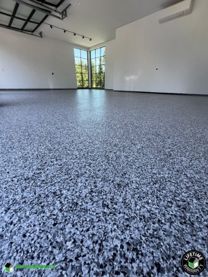 Residential Garage Epoxy Flooring in Old Westbury, Ny