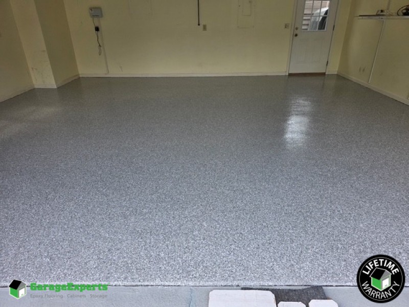 Residential Garage Epoxy Flooring in Hilton Head, South Carolina Image