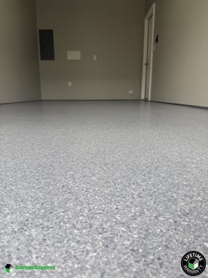 Residential Garage Epoxy Flooring in Williamsburg, Virginia