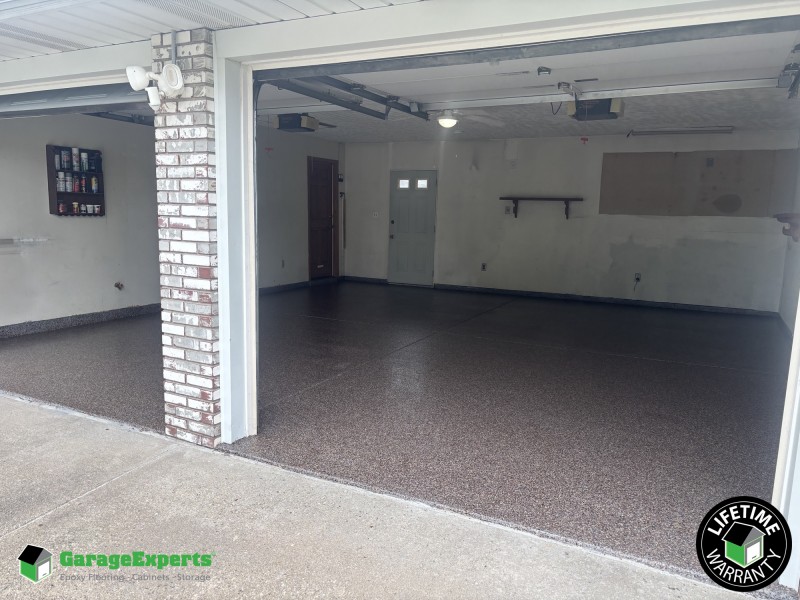 Residential Garage Epoxy Flooring in Peoria, Il