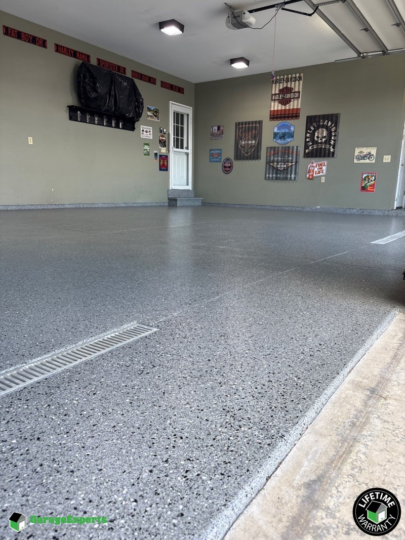 Residential Garage Epoxy Flooring in Sheridan, Il