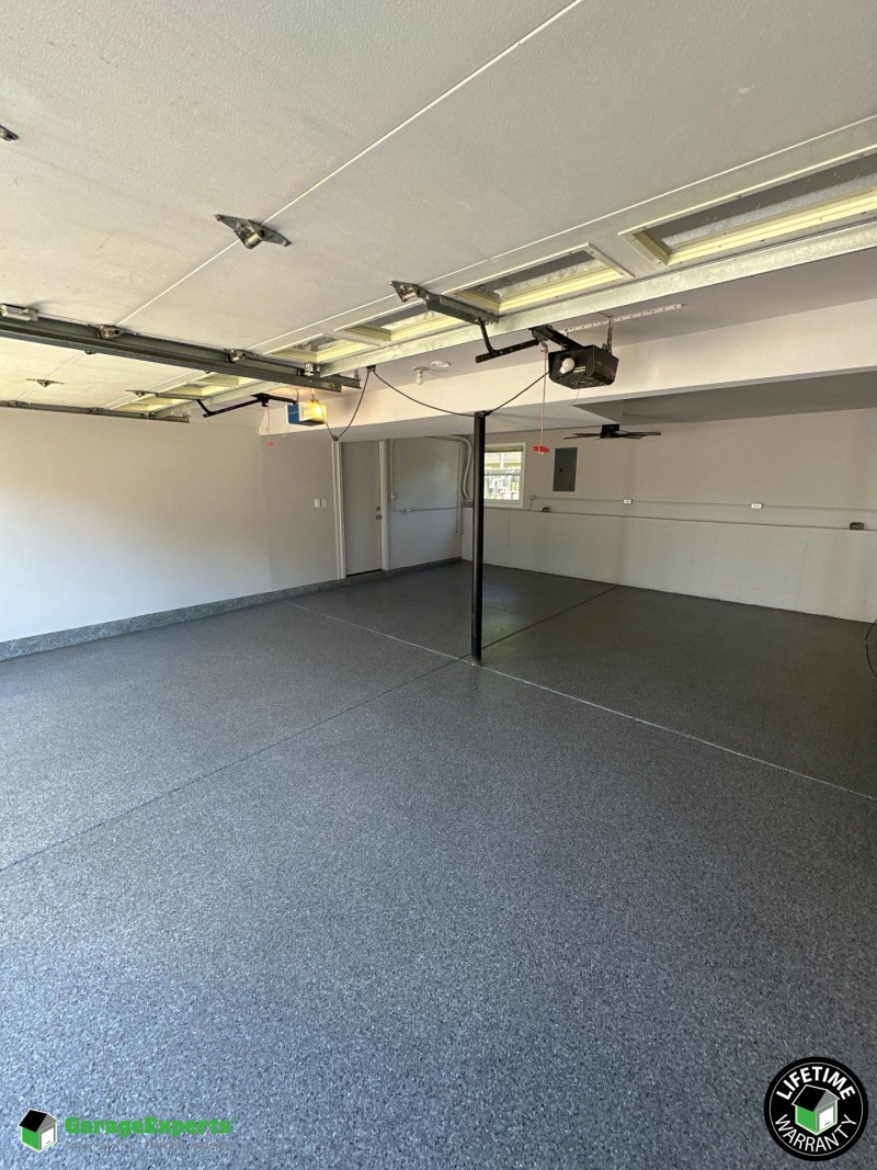 Residential Garage Epoxy Flooring in Buffalo Grove, Il