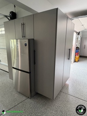 Residential Garage Epoxy Flooring and Cabinet Storage Solution in Hinsdale, Il