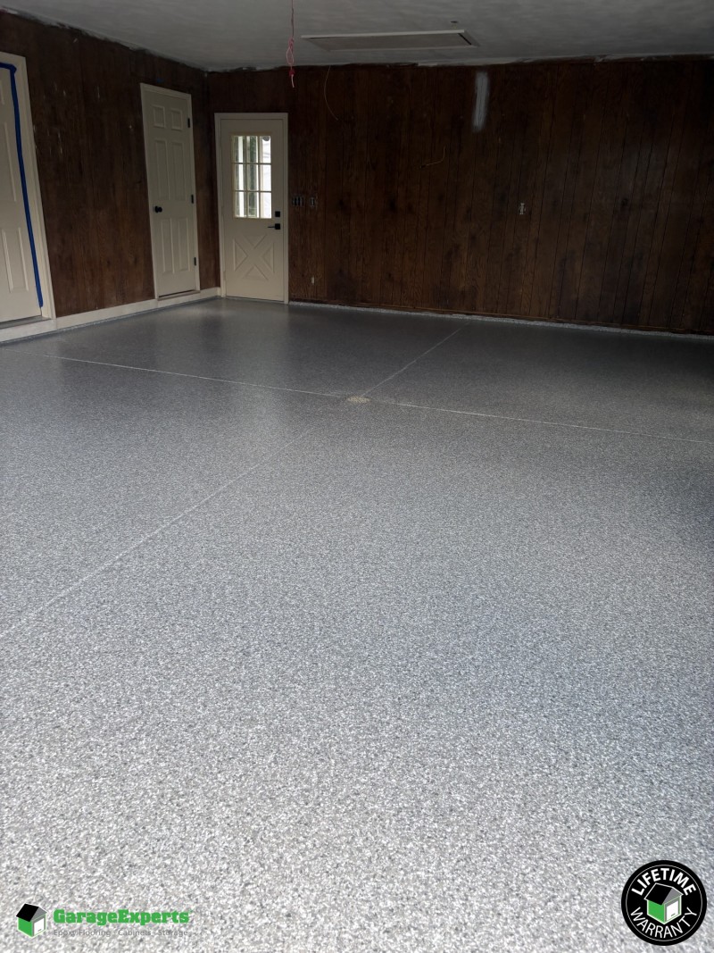 Residential Garage Epoxy Flooring in Pekin, Il