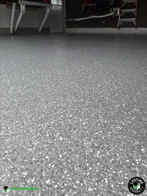 Residential Garage Epoxy Flooring in Peoria, Il