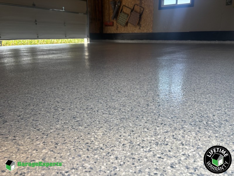 Residential Garage Epoxy Flooring in Green Valley, Il