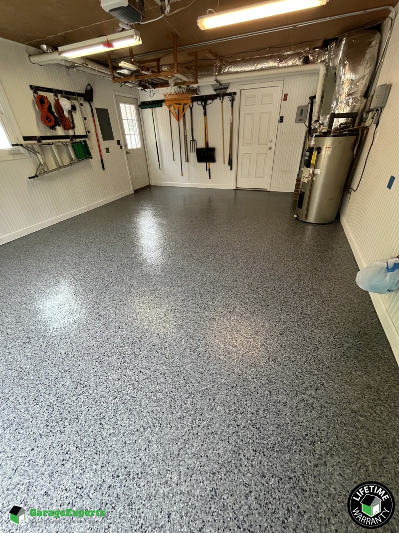 Residential Garage Epoxy Flooring in Yorktown, Virginia