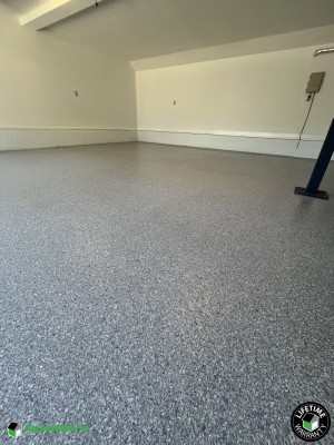 Residential Garage Epoxy Flooring in Williamsburg, Virginia