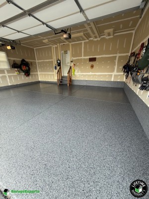 Residential Garage Epoxy Flooring in Plainfield, Illinois