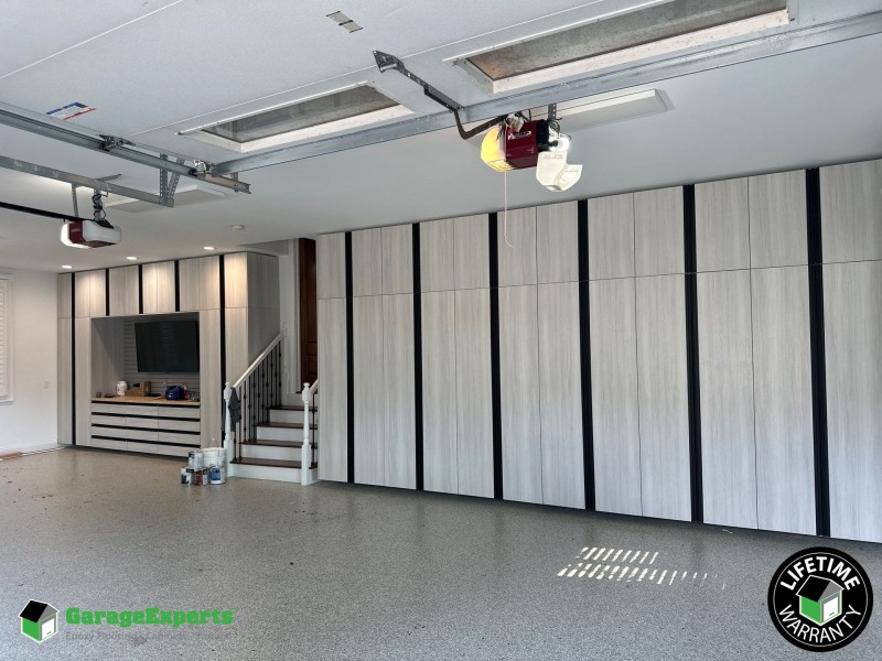 Residential Garage Epoxy Flooring and Cabinet Storage Solution in Lebanon, Tn
