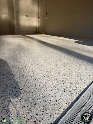 Residential Garage Epoxy Flooring in Bella Vista, Ar