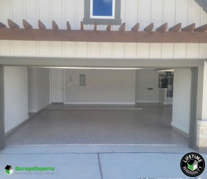 Residential Garage Epoxy Flooring in Dripping Springs, Texas