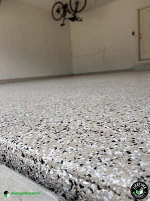 Residential Garage Epoxy Flooring in Peoria, Il