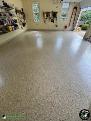 Residential Garage Epoxy Flooring in Williamsburg, Virginia