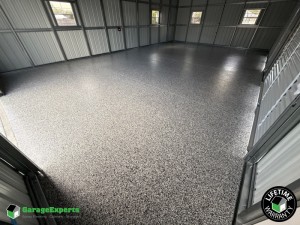 Residential Outdoor Garage Epoxy Flooring in Lake City, Fl