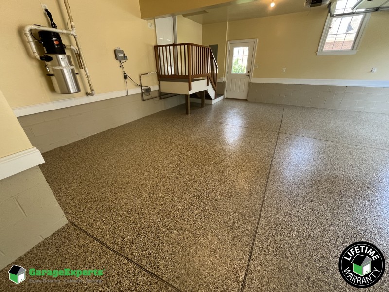 Residential Garage Epoxy Flooring in Williamsburg, Virginia