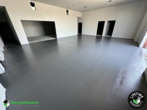 Residential Garage Epoxy Flooring in Fresno, Ca
