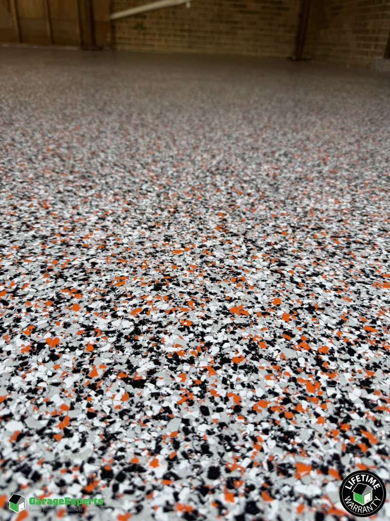 Residential Quarter Inches Hogs Color Flooring And Slatwalls Epoxy Flooring and Storage Solution in Bethesda, Maryland Image