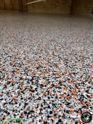 Residential Quarter Inches Hogs Color Flooring And Slatwalls Epoxy Flooring and Storage Solution in Bethesda, Maryland